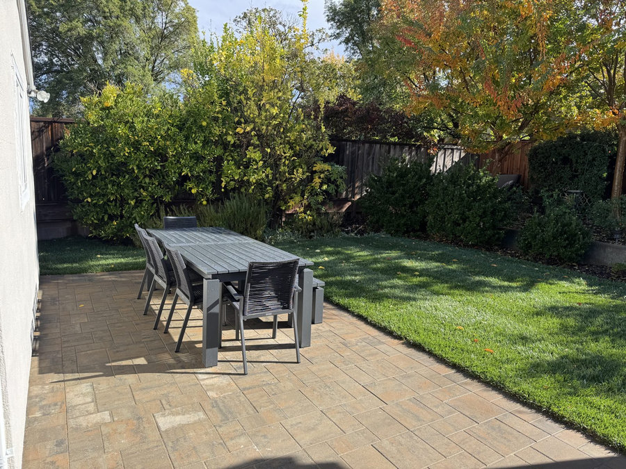 Covered Patio & Outdoor Living Space